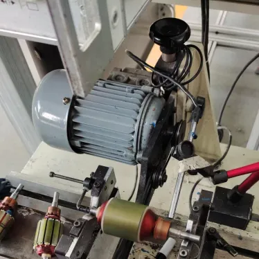 Rotor dynamic balance